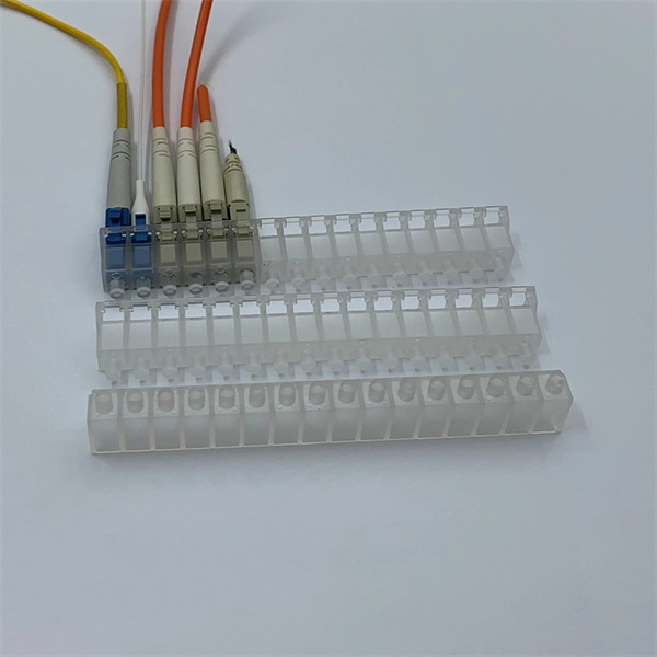 Specifications of 6-core optical fiber junction box