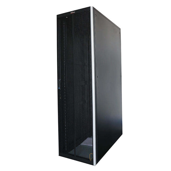 Does a box-type optical splitter have wires 